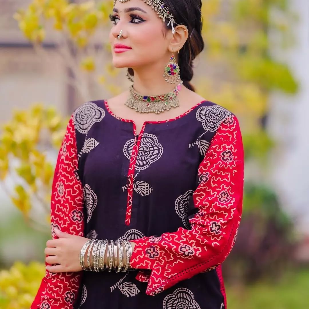 Two Tone Phulkari